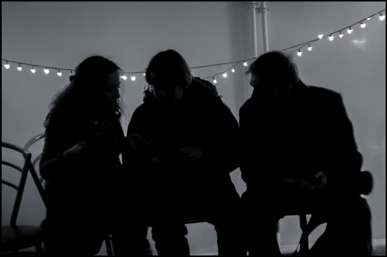 гирляндаДина